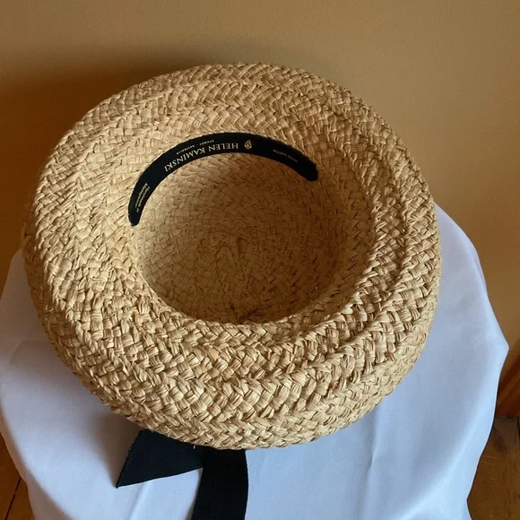 Helen Kaminski Raffia Straw Hat with Black Ribbon Handmade in Madagascar - Picture 6 of 10